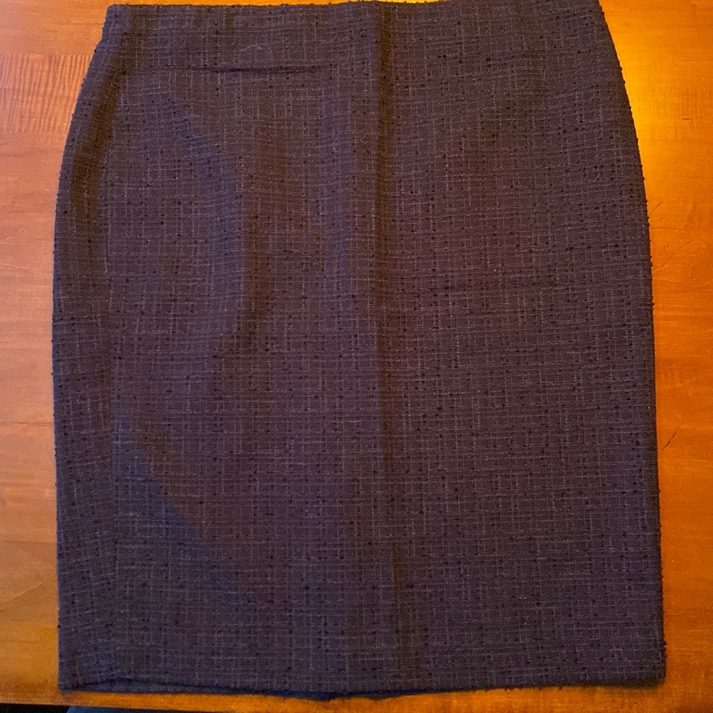 Ann Taylor pencil skirt, navy blue weave with slight metallic flecks, size 16
